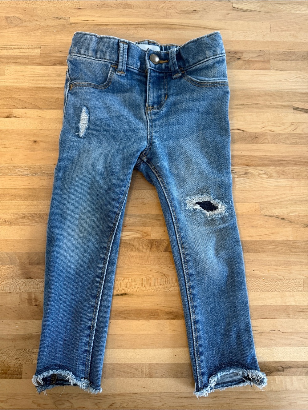 Old Navy Ballerina distressed jeans baby girls 2 2T toddler